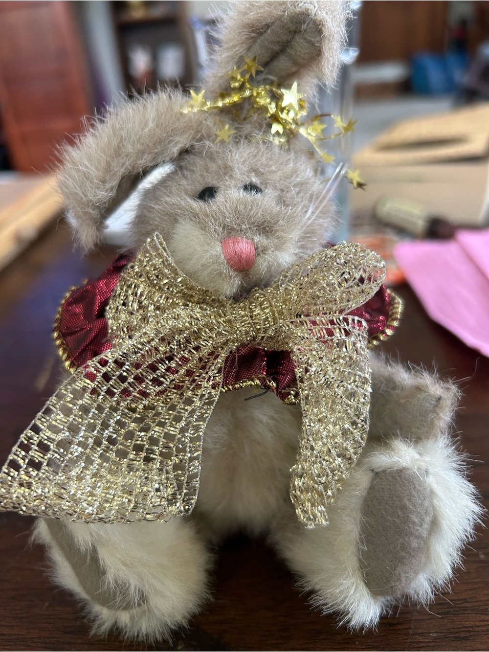 Boyd’s Bears Plush 1990 jointed arms/leg bunny with red collar/ Bow.